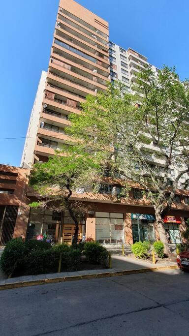圣地亚哥Providencia A Pasos Del Metro Pedro De Valdivia公寓 外观 照片